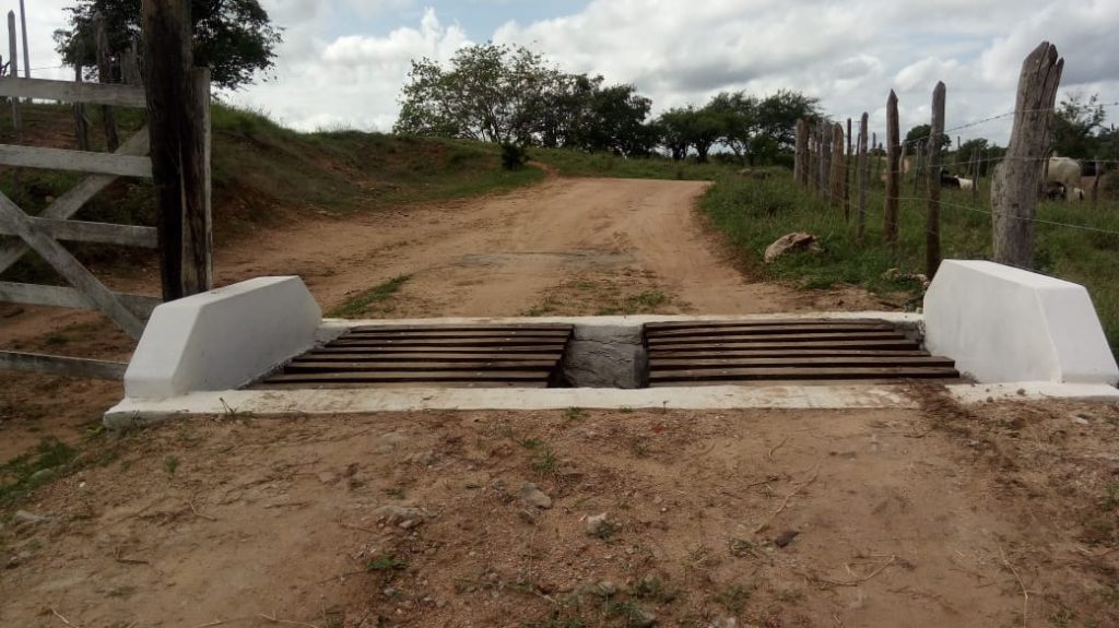 Prefeitura Instala Mata Burro Na Estrada Da Fazenda Areias Regi O De